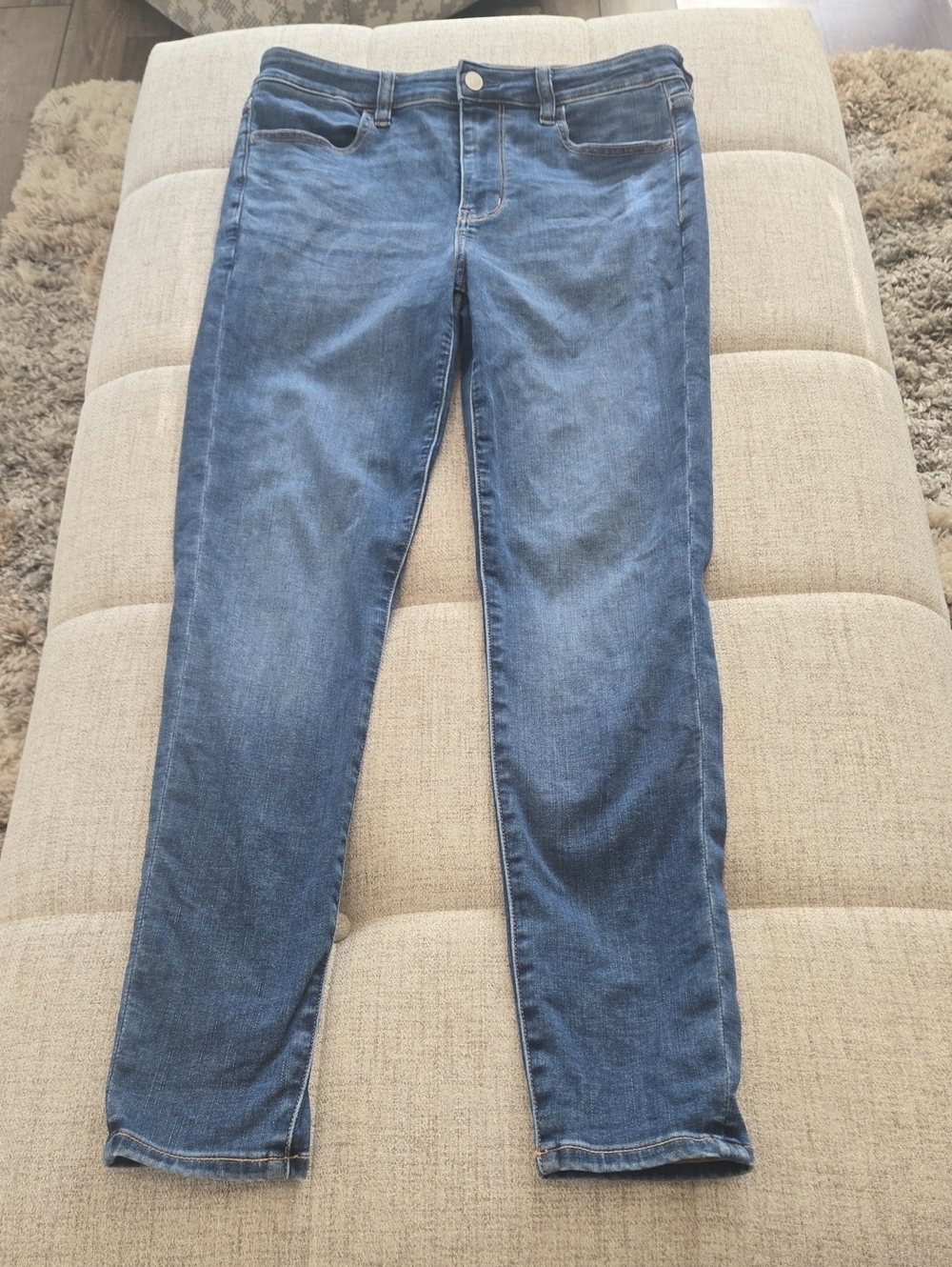 American Eagle High-Rise Jegging